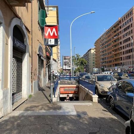 Luminoso Monolocale A 2 Passi Dalla Metro A Daire Roma Dış mekan fotoğraf